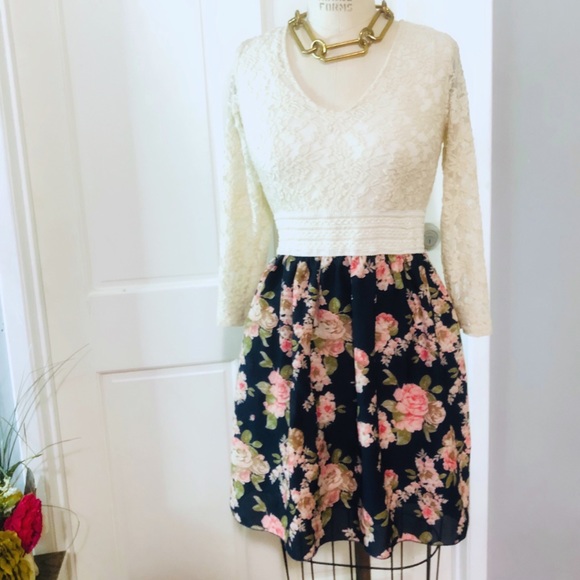 lace top bloom skater dress